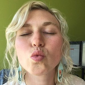 Meet your Posher, Kelly